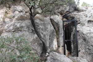 Cueva donde se instaló Juan Argés